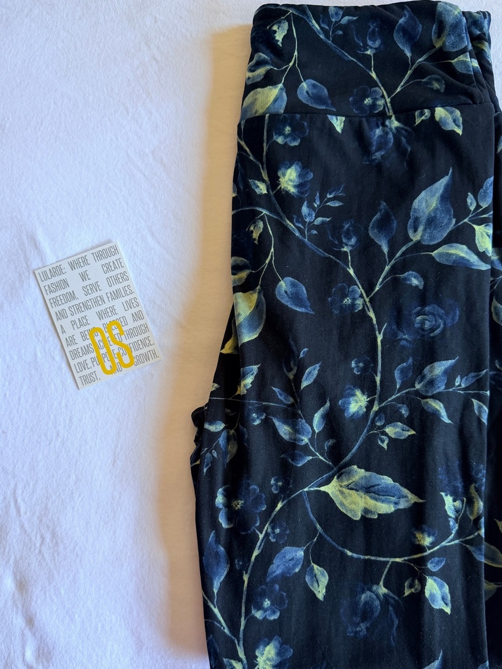 Floral Leggings with Blue and Green Vines